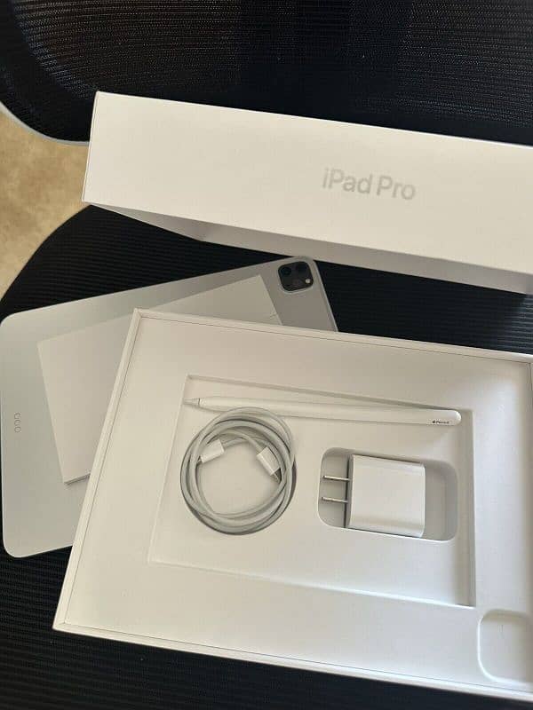 iPad Pro M2 Full box 1