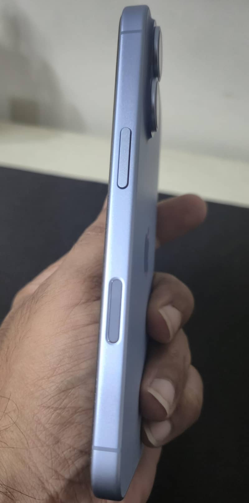 Apple iPhone 17 4