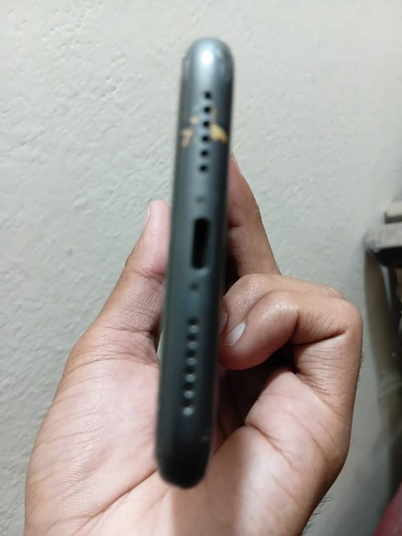 Apple iPhone 11 1