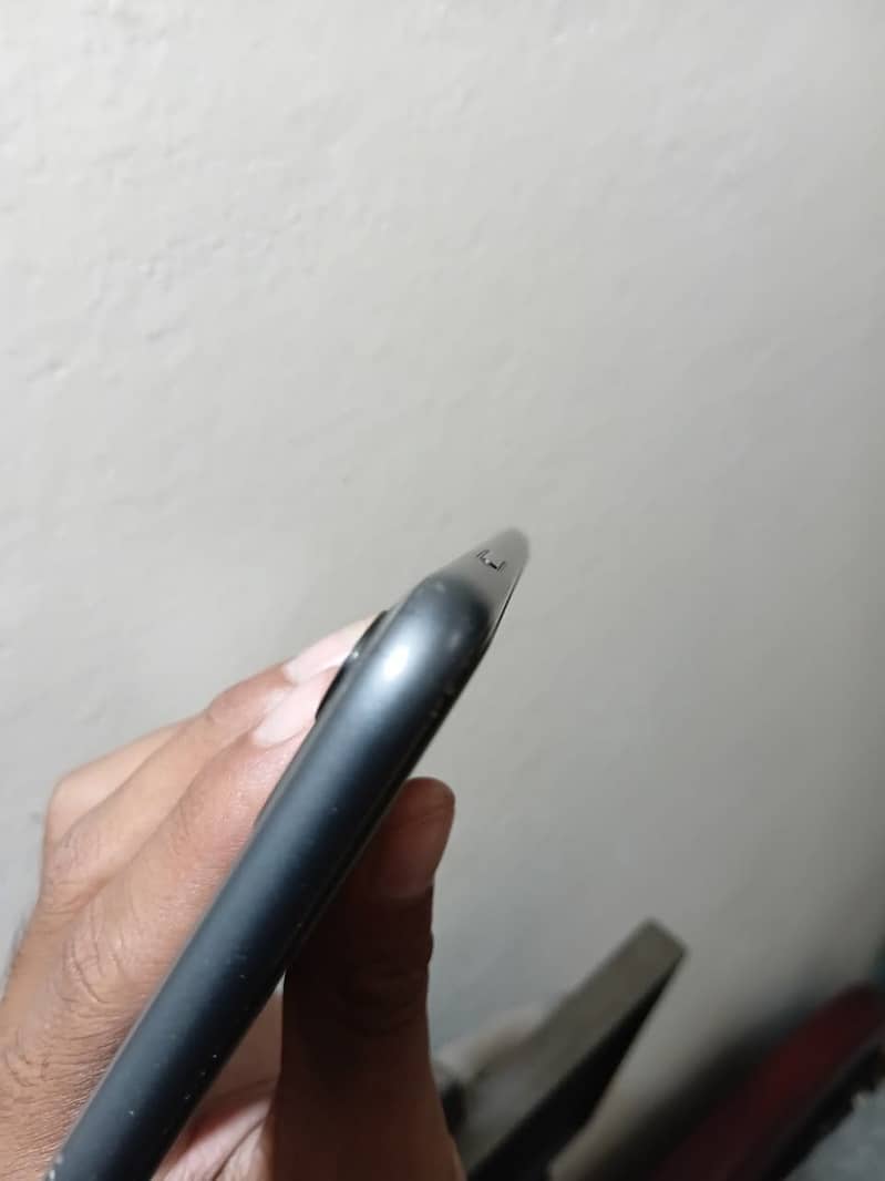 Apple iPhone 11 8