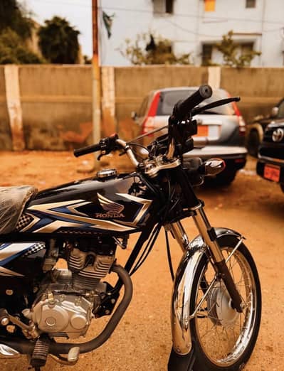Honda 125 2024  only 26500 km drive