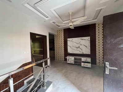 5 Marla upper Portion For rent Female's Only bahria town