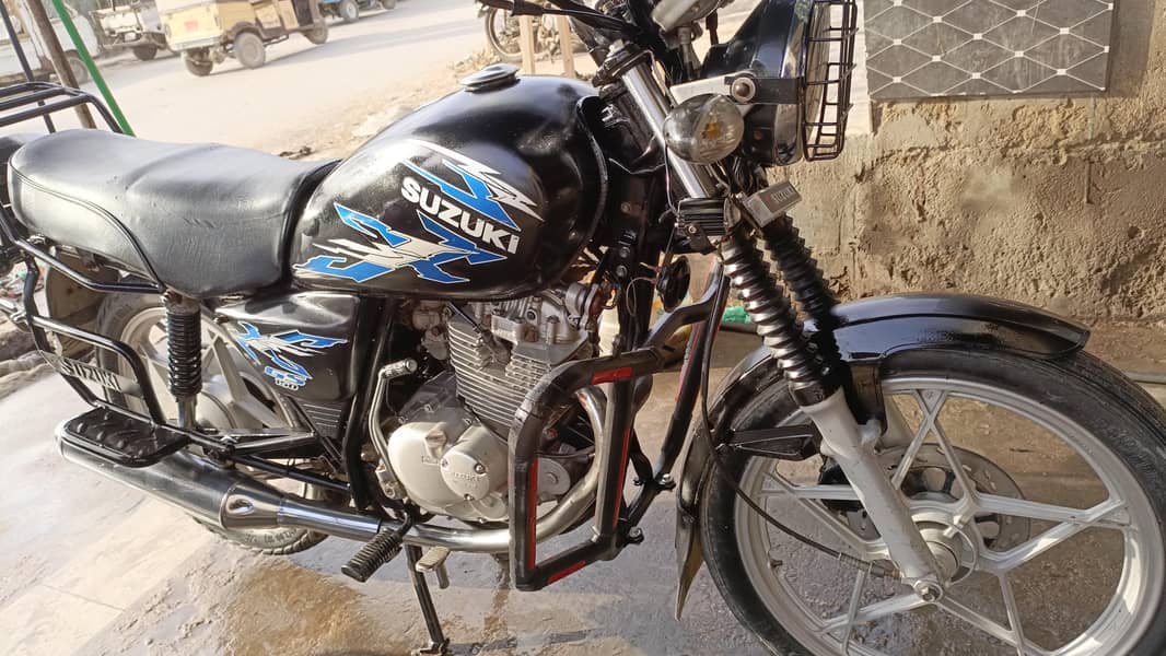 Suzuki 3