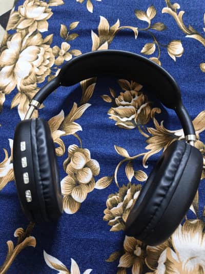 wireless headphones Bluetooth connection like a brand new