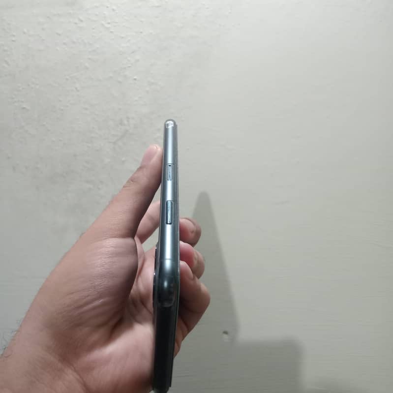 Iphone 11 pro max 2
