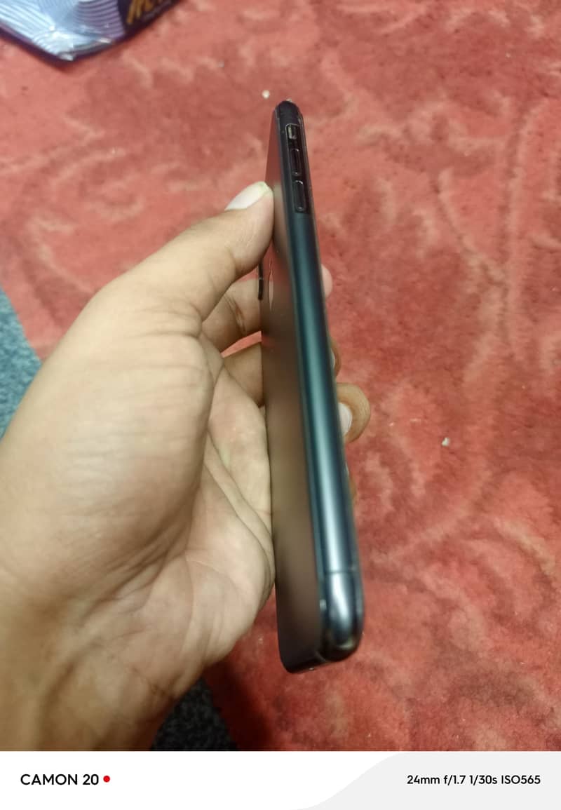 Apple iPhone Xs max 7