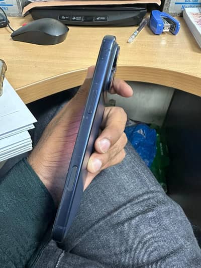 Apple iphone 17 pro max , 256Gb , PTA approved