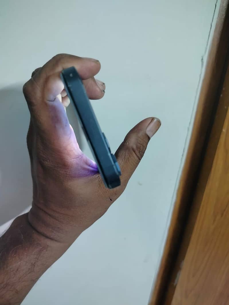 Apple iPhone 12 Pro 4
