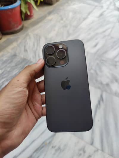 Apple iPhone 15 Pro