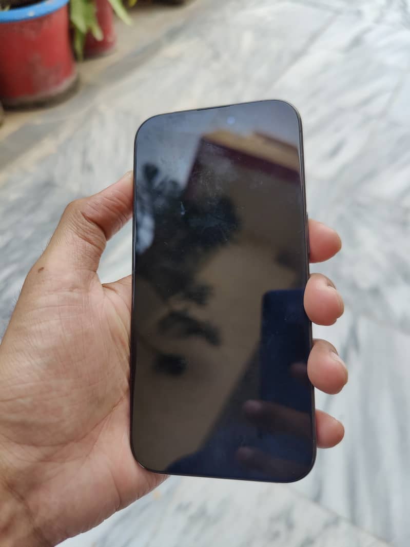 Apple iPhone 15 Pro 1