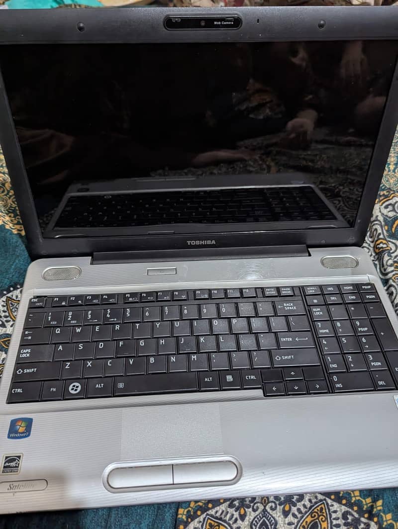 laptop Toshiba 3