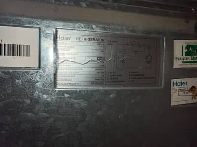 haier hrf 186  fridge just 10 month used 10/10 condition