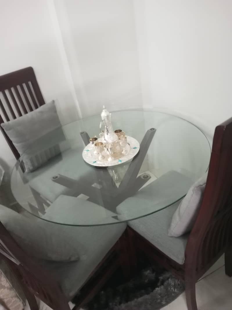 Habitt Dining Table 0