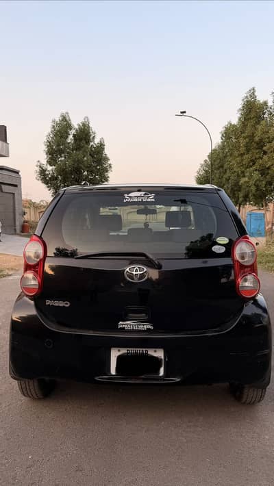 Toyota Passo 2012