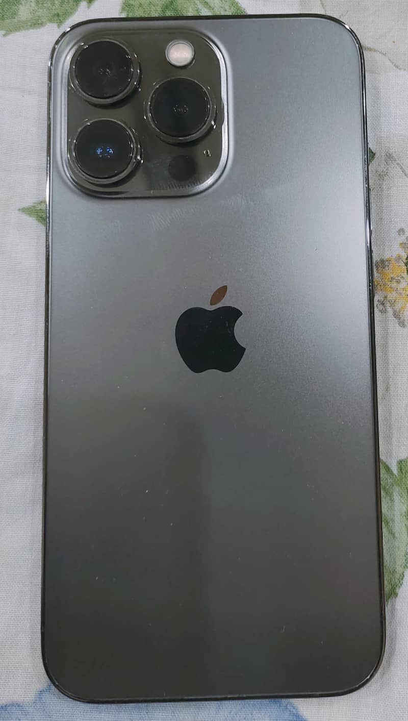 Apple iPhone 13 Pro 1