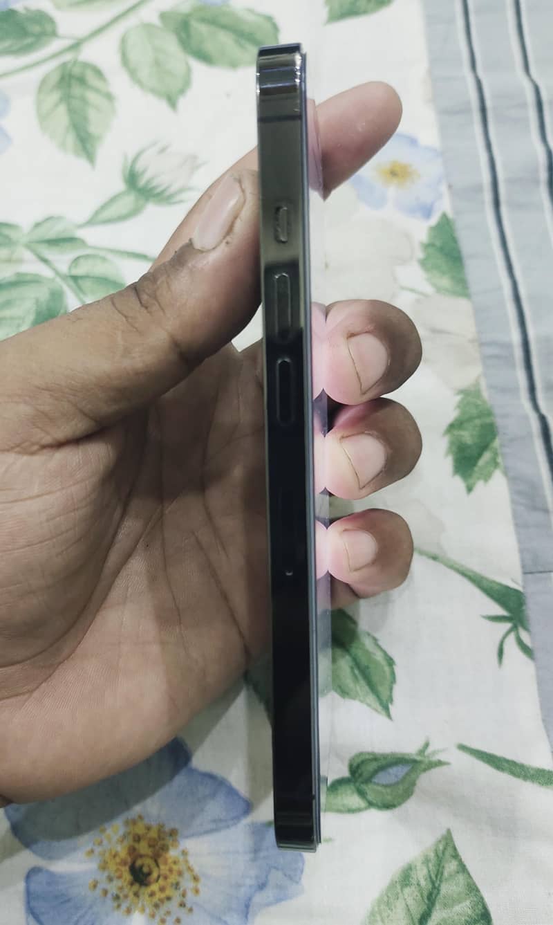 Apple iPhone 13 Pro 7