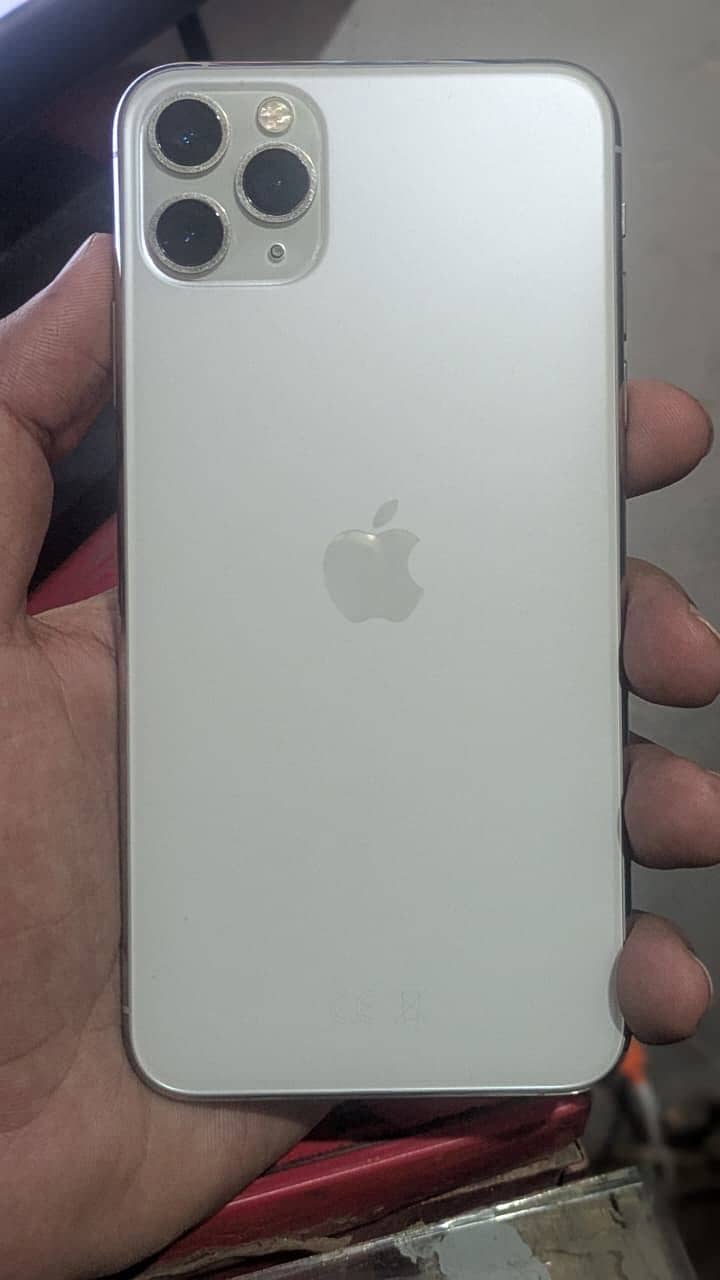 Apple iPhone 11 Pro Max 1