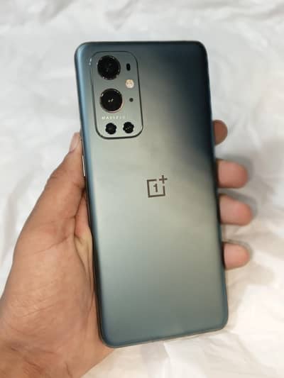 One Plus 9 Pro