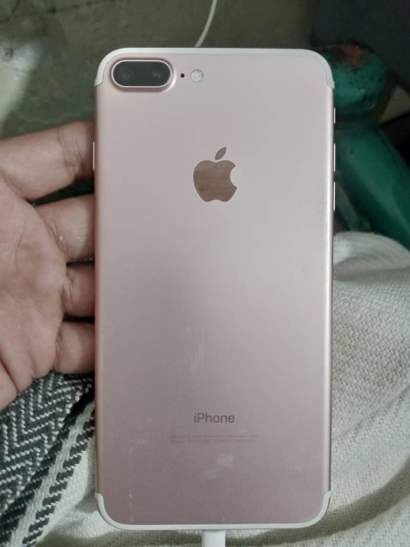 iPhone 7 plus 1