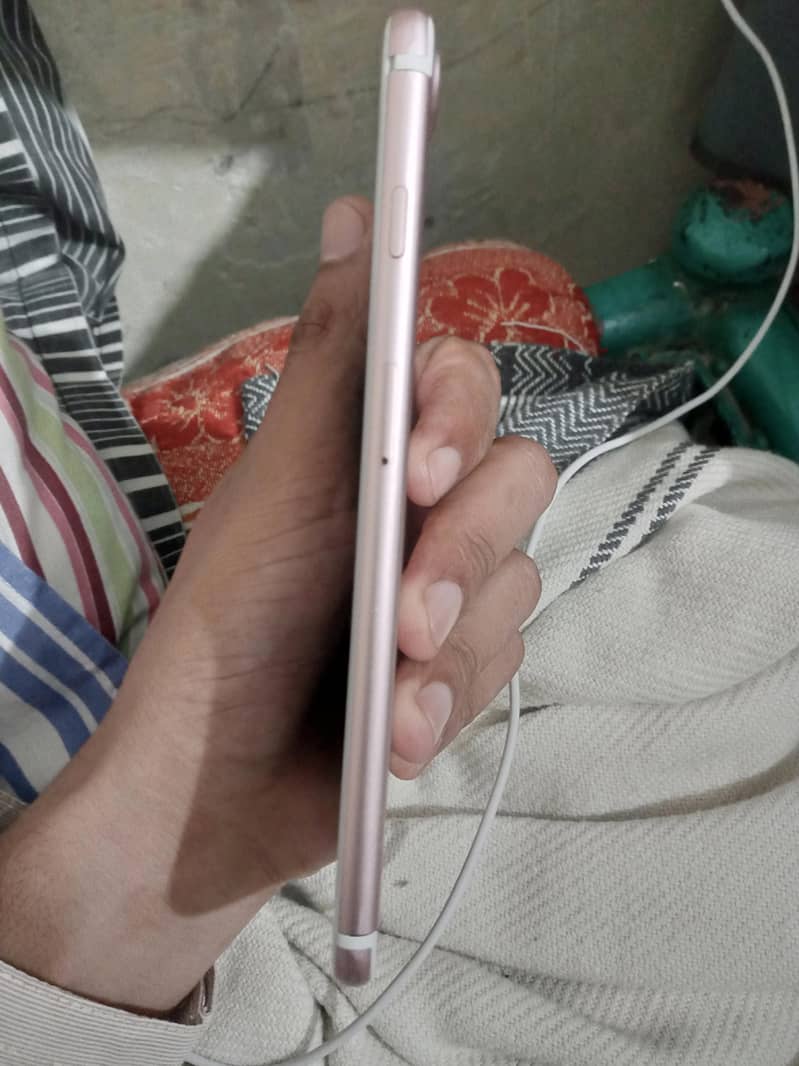 iPhone 7 plus 5