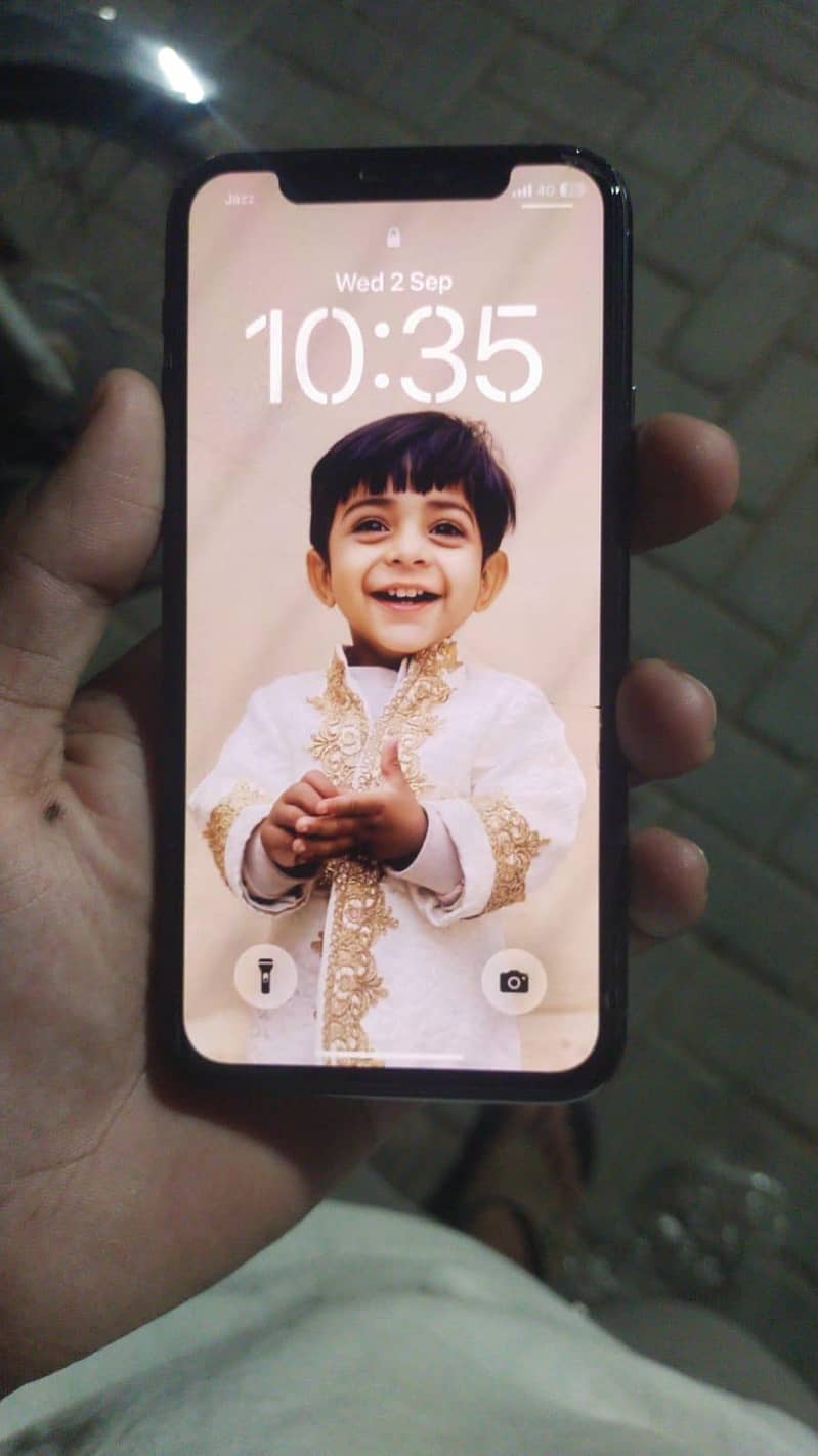 Apple iPhone 11 3