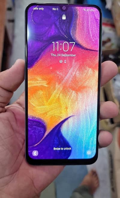 Samsung Mobile A50 Dubai sa la kar aaya hun
