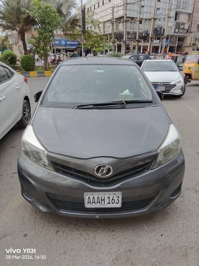 Toyota Vitz 2011