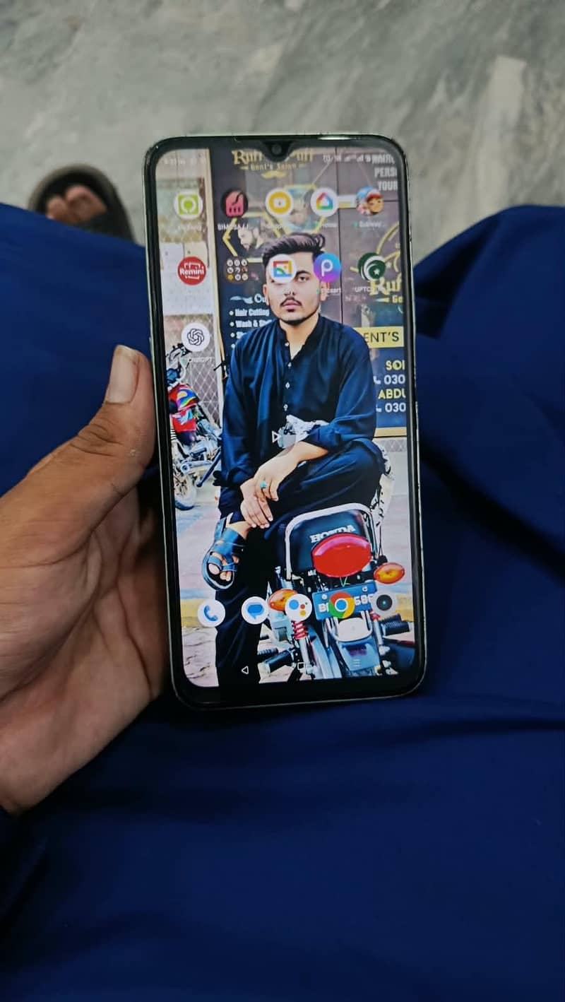 Realmi C35 1
