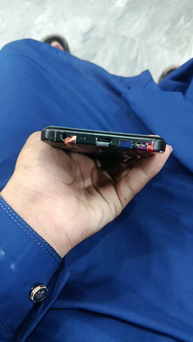 Realmi C35 2