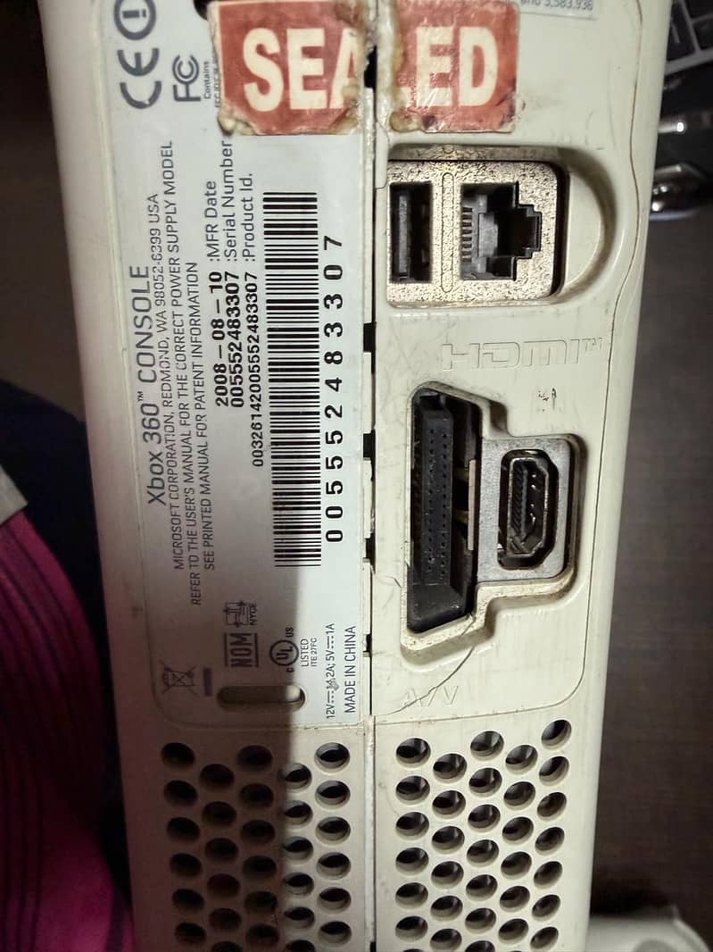 Xbox 360 with original wireless controller 2