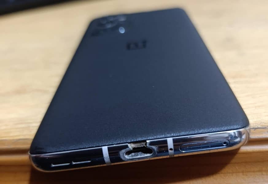 One Plus 9 Pro 4