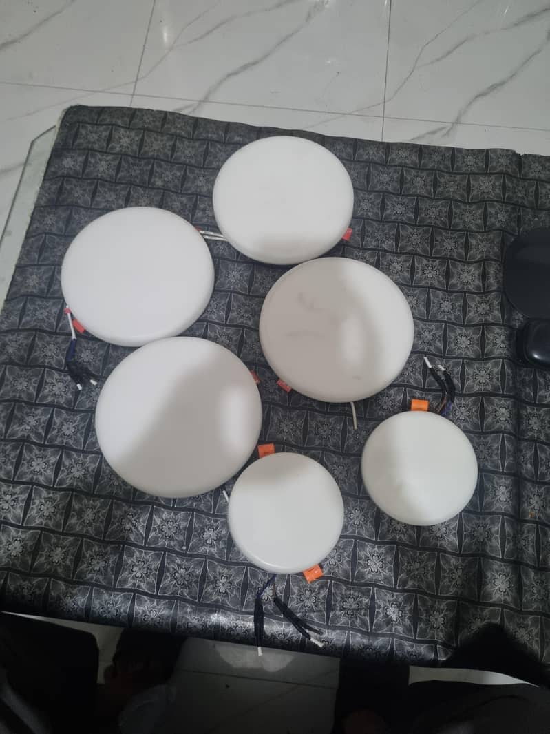 Ceiling lights used 0