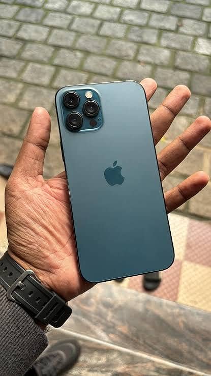 Iphone 12 pro Max 2