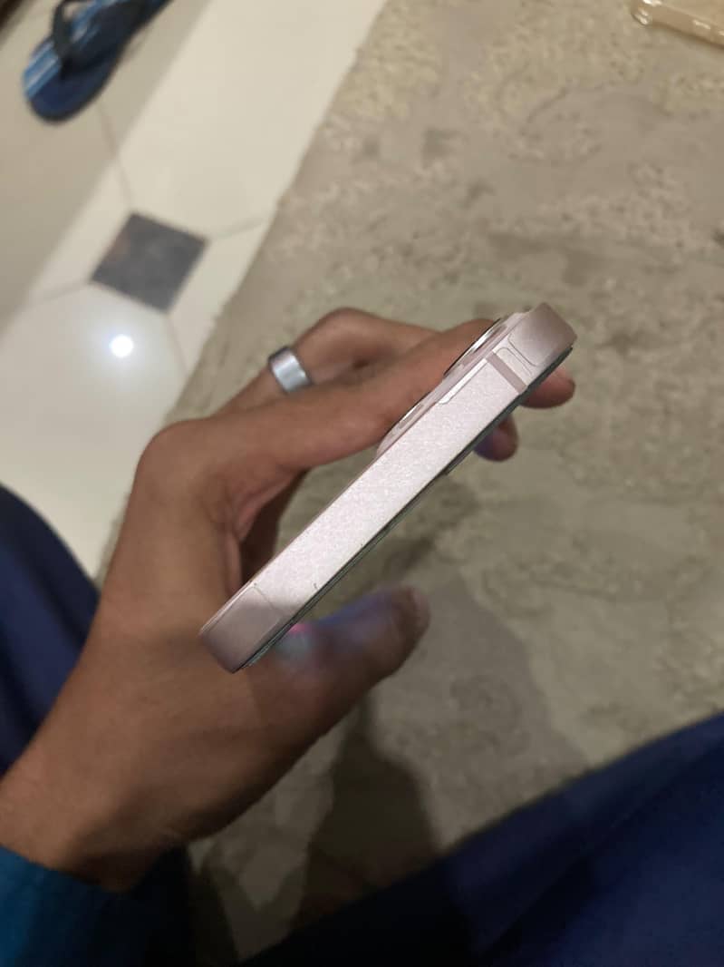 iphone 13 4