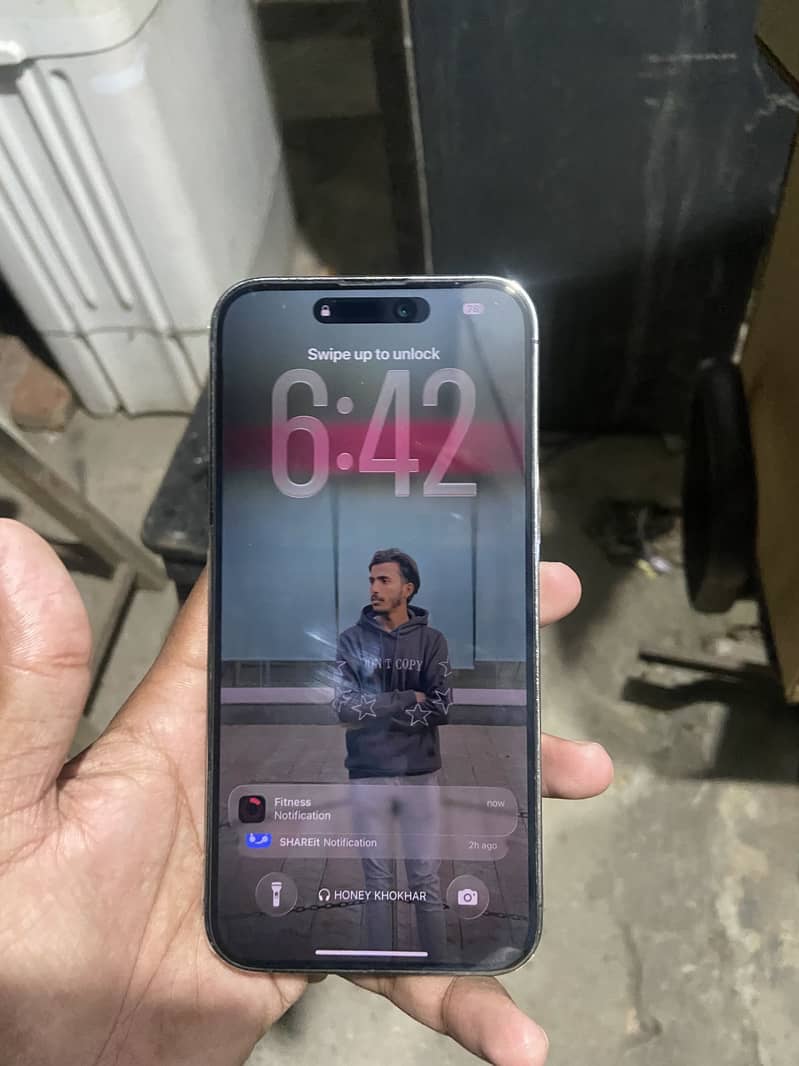 Apple iPhone 14 Pro Max 1