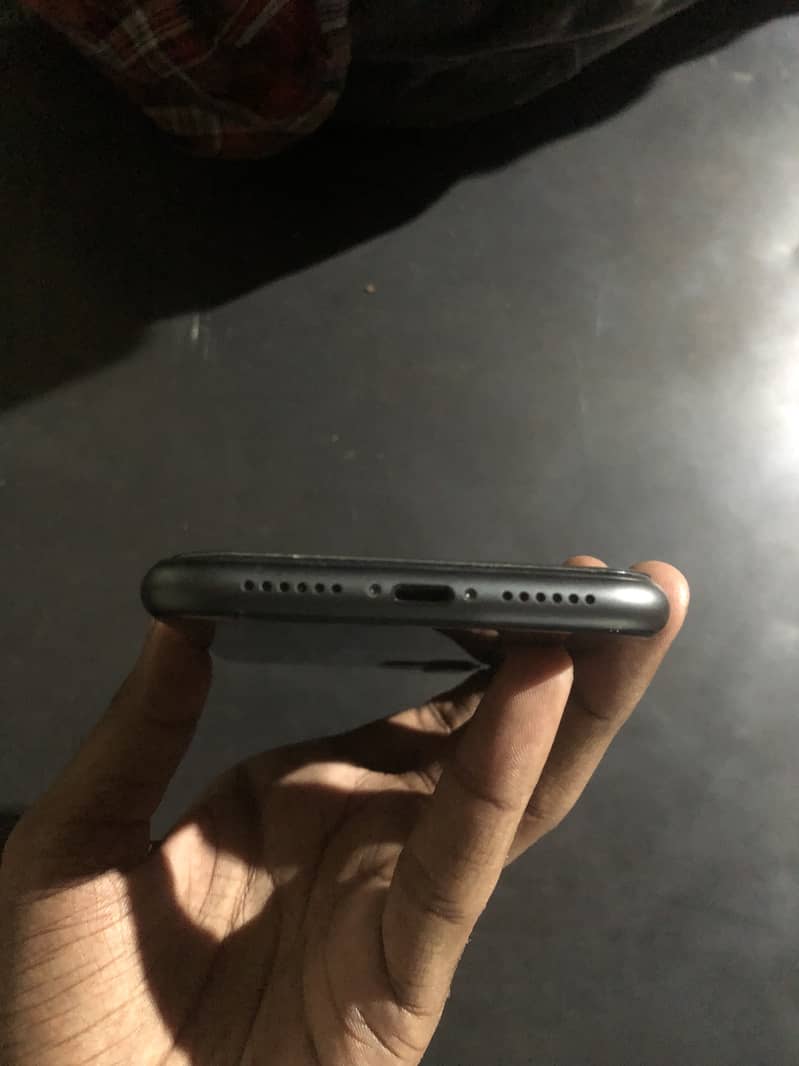 Apple iPhone 11 2