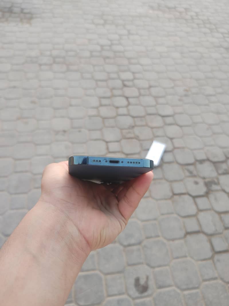 Apple iPhone 12 Pro 3