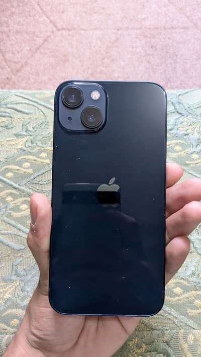 Apple iPhone 13