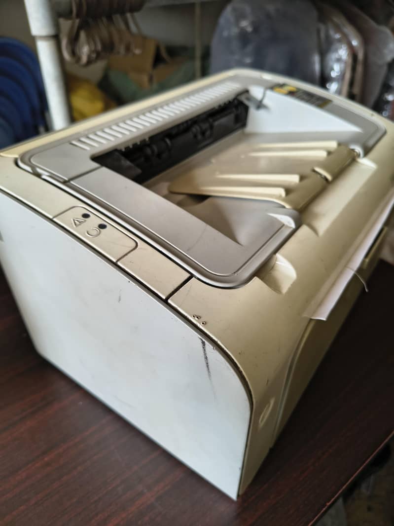 1102 laser jet printer 2