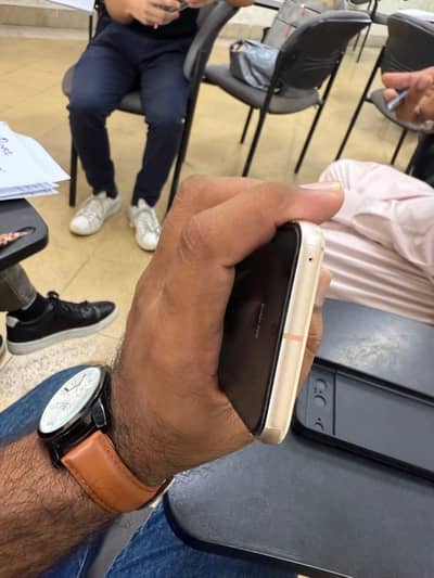 Google Pixel 8, PTA, 128gb,334 cycles only ,original cable and adopter