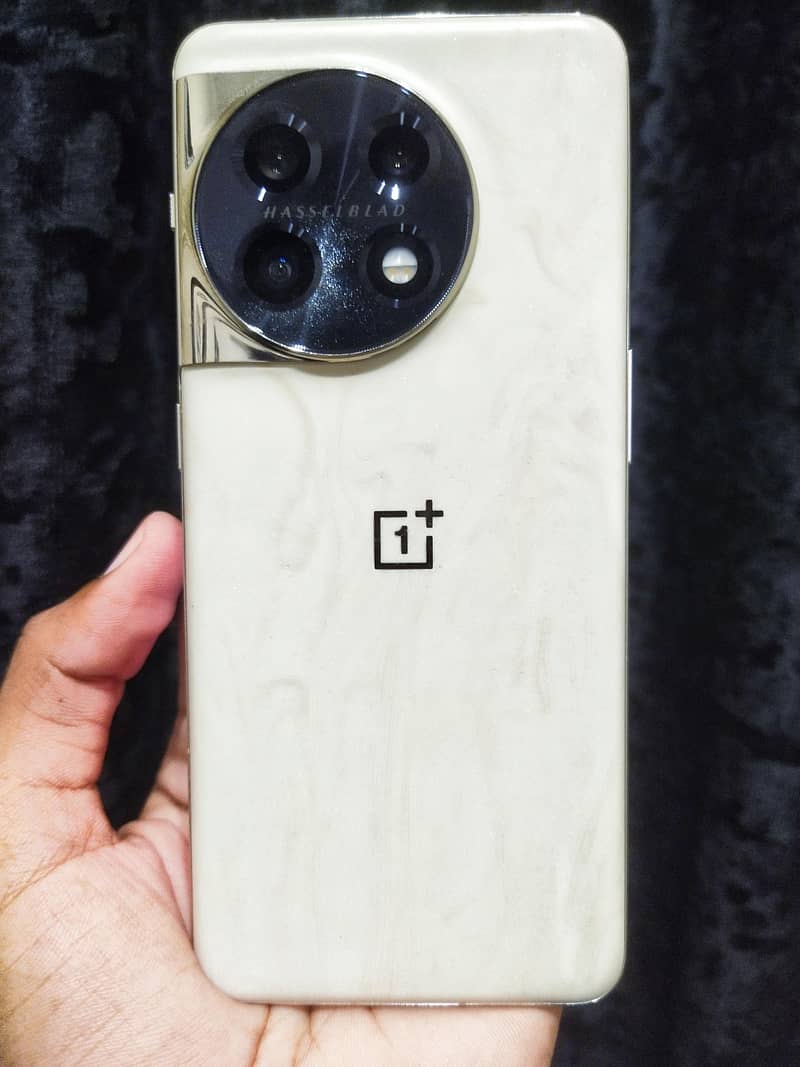 One Plus 11R 0