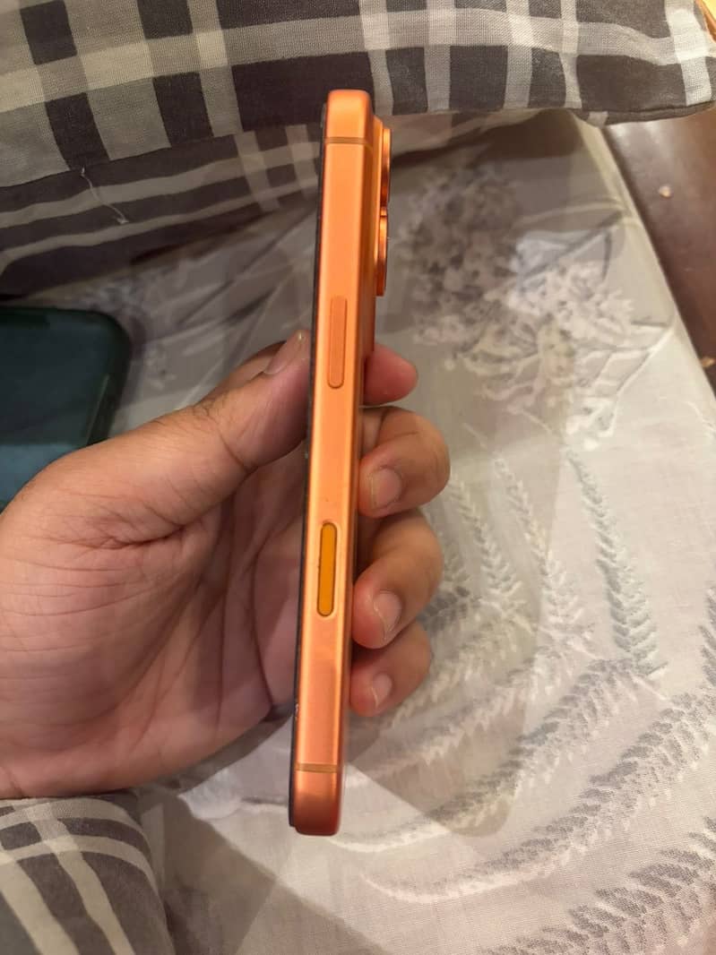 Apple iPhone 17 Pro 1