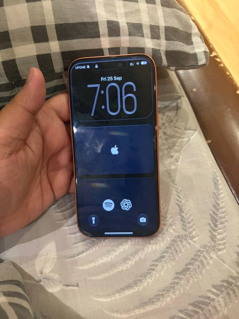 Apple iPhone 17 Pro 6