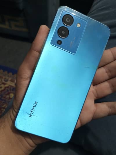 Infinix Note 12