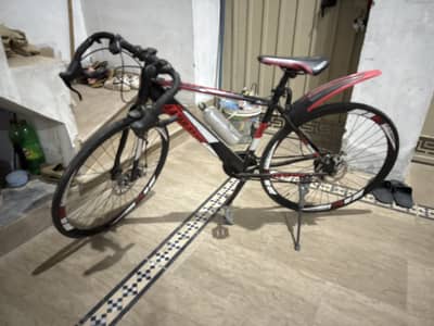 Racing cycle