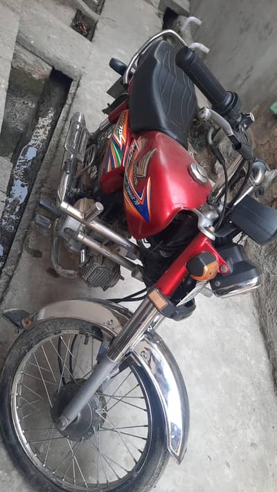 I am selling my cd70cc bike 2020 honda cd70cc