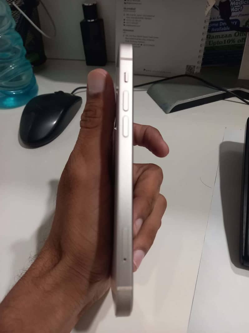 Apple iPhone 12 1