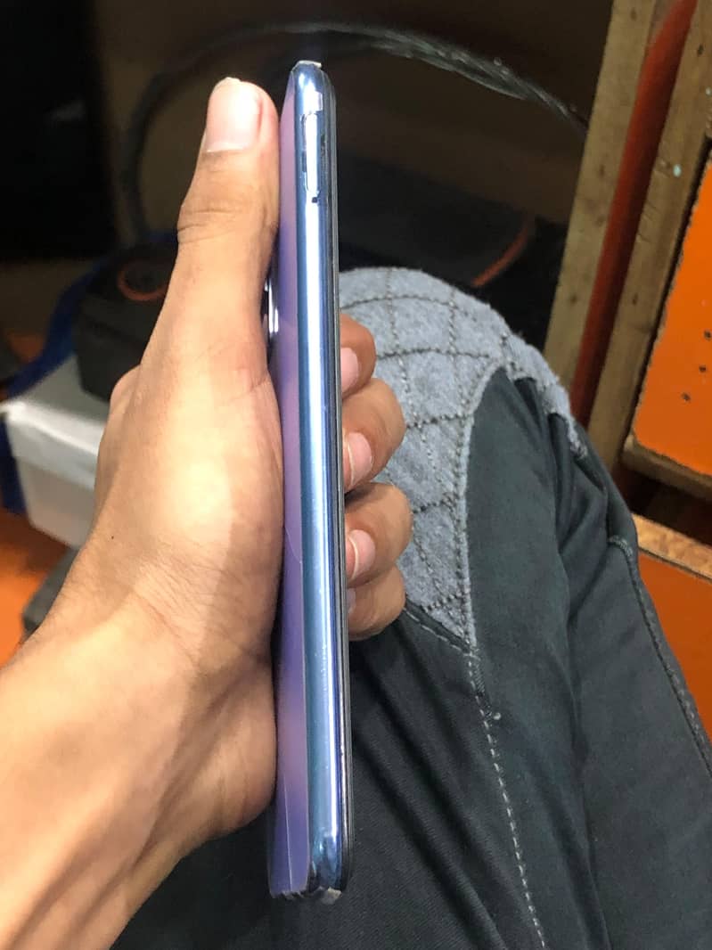 Vivo V21e 3