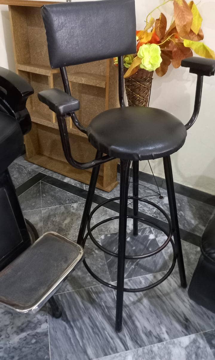 Parlour items 1