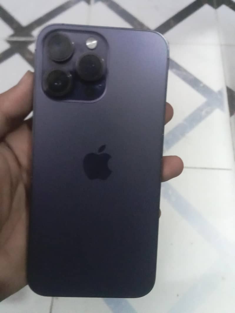 Apple iPhone 14 Pro Max 0